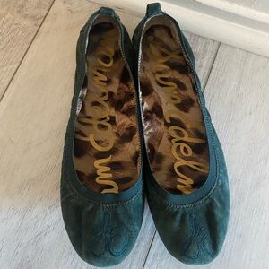 Sam Edelman dark green suede ballet flats, size 10